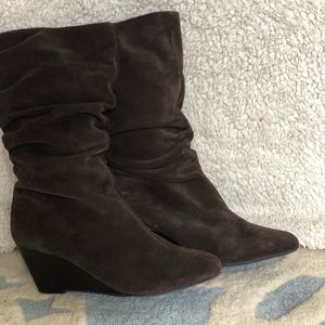 Alex Marie Suede dark brown. Size 7.